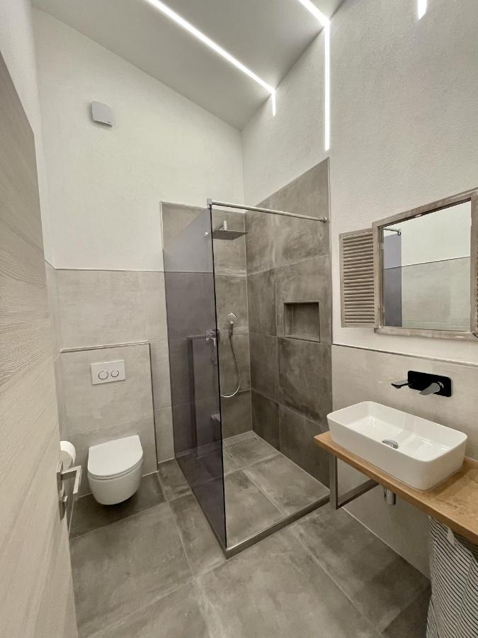 Apartment Lambda Jesenice (Split-Dalmatia)